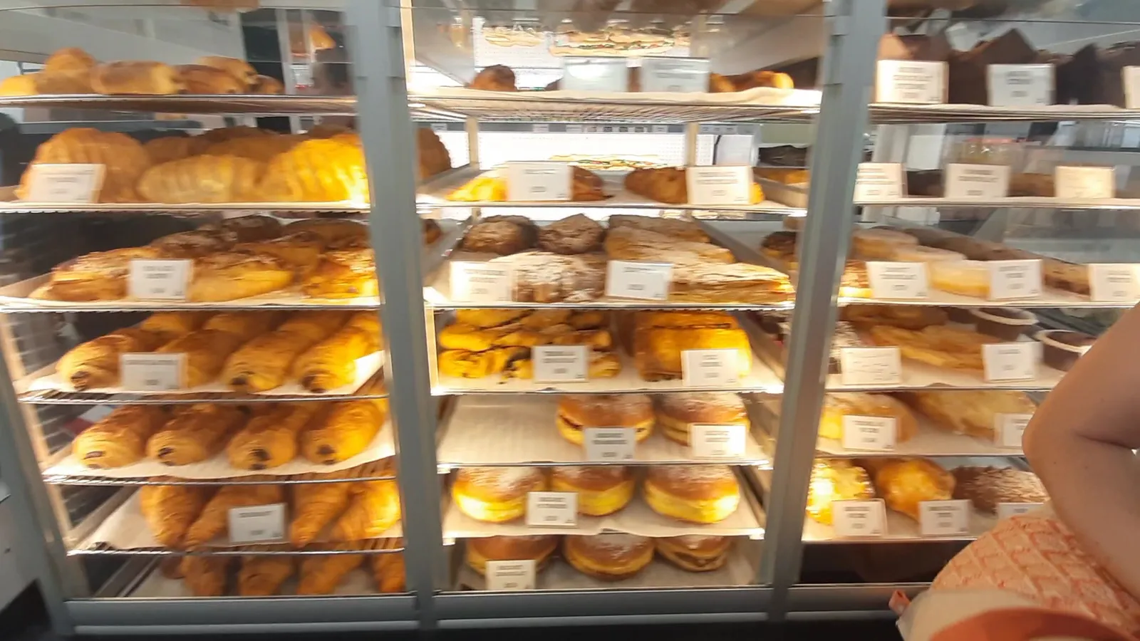 Boulangerie Pâtisserie "Le Fournil des Capucins" · Photos 9
