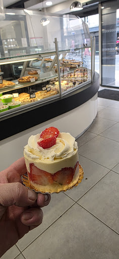 Boulangerie Pâtisserie "Le Fournil des Capucins" · Photos 18
